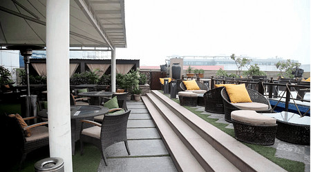 terrace bar   bistro a perfect corporate party place