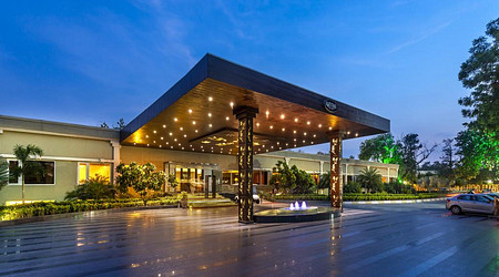 Farmhouse 5251 CH | Farmhouse in Zirakpur, Chandigarh