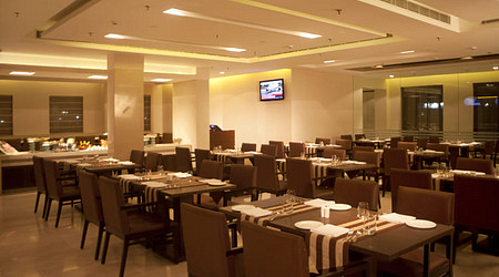 Terrace Party at Vibe by The LaLit Traveller