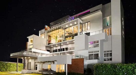 House 4996 MU | Villas in Andheri East, Mumbai