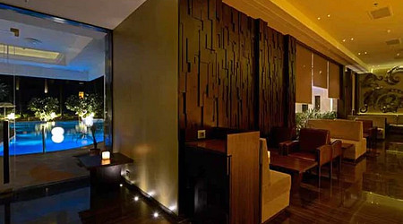 the beachcomber - hotel sun n sand a perfect corporate party place