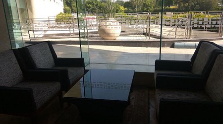 the circle bar - the lalit chandigarh a perfect corporate party place