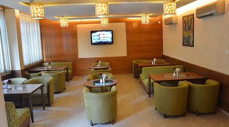 the palms lounge a perfect corporate party place