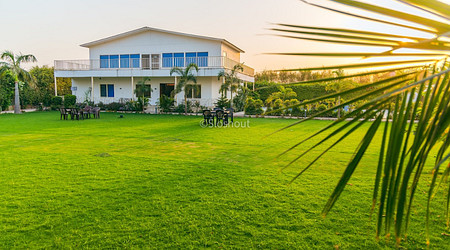 Farmhouse 435 | Farmhouse in Sector 135, Noida