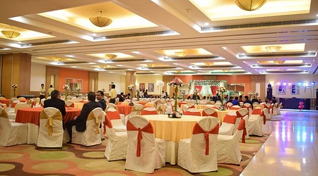 Lemon Tree Hotel | Banquet Halls in Kaushambi, Ghaziabad