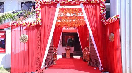 Theme Party at Nook Inn & Suites