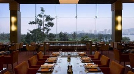 Theme Party at Renaissance Mumbai Convention Center