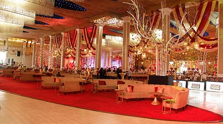 Theme Party at The Riviera by Ferns N Petals