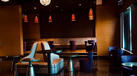 vapor - feathers  a radha hotel a perfect corporate party place