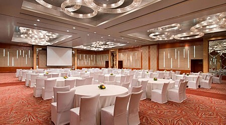 Grand Ballroom 1 - Sheraton Grand | Corporate Meeting Halls in Agra Road, Jaipur