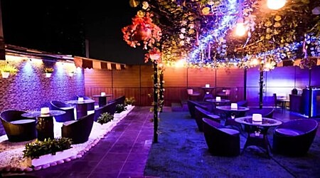 Sky Heart Lounge And Bar | Restaurants in Punjabi Bagh, Delhi