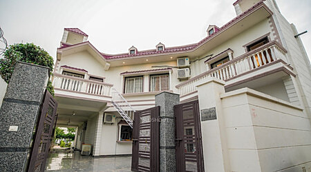New Golden Leaf Resort Sohna Road