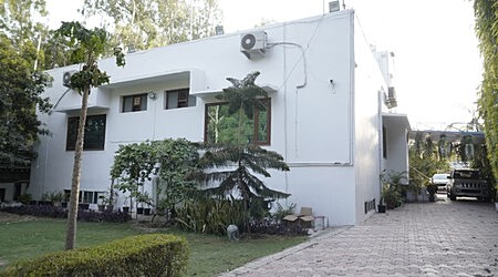 Farmhouse 7114 | Farmhouse in Rajokri, Delhi