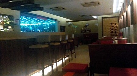 Bowlers Den | Restaurant in Salt Lake, Kolkata