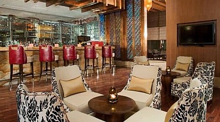 Copper Bar - Crowne Plaza | Restaurant in Okhla, Delhi