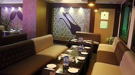 Cube Bar | Restaurant in Gomti Nagar, Lucknow