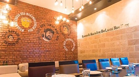 Gabbars Bar And Kitchen | Restaurant in Camac Street, Kolkata