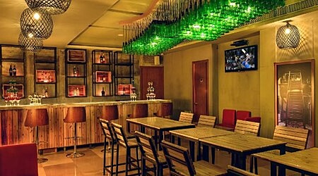 Raya Bar And Lounge By Pipal Tree | Restaurant in New town, Kolkata