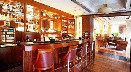 The Lounge Bar - Sheraton New Delhi Hotel | Restaurants in Saket, Delhi