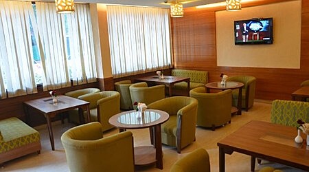 The Palms Lounge | Restaurant in Sector 24, Chandigarh