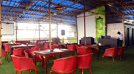 X-Hale Lounge | Restaurant in Santacruz East, Mumbai