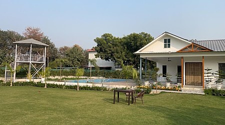 Farmhouse 6490 | Farmhouse in Sector 135, Noida