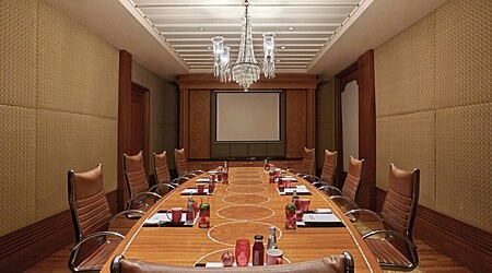 Boardroom - Marriott | Corporate Meeting Halls in Tank Bund Road, Hyderabad