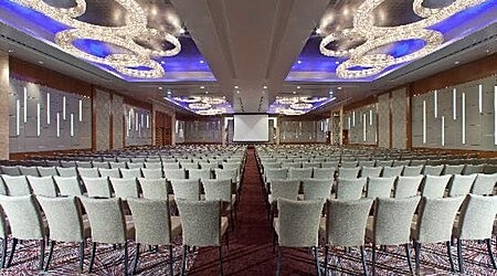 Grand Ballroom 2 - Sheraton Grand | Corporate Meeting Halls in Rajajinagar, Bangalore