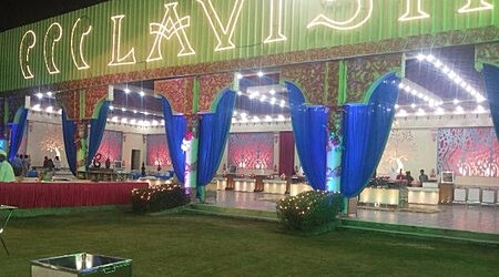 Lavish Party lawns | Banquet Halls in GT Karnal Road, Delhi