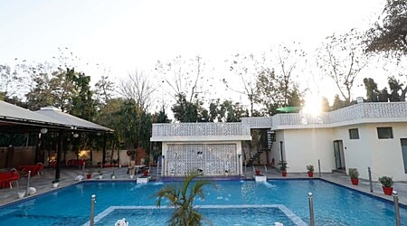 Farmhouse 1250 Sohna Road