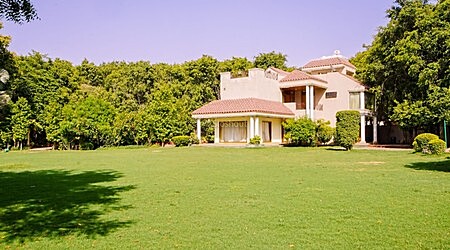 Farmhouse 6161 | Farmhouse in Chattarpur, Delhi