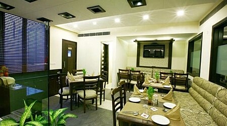 Karon Hotel | Banquet Halls in Lajpat Nagar, Delhi