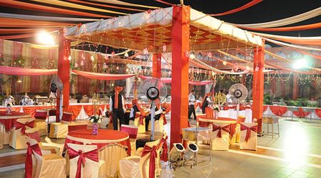 Rajmahal Banquet Karkardooma