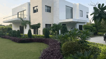 Farmhouse 509 Mathura Road