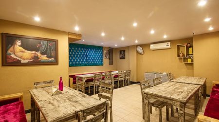 Hotel Vachi Inn Malviya Nagar