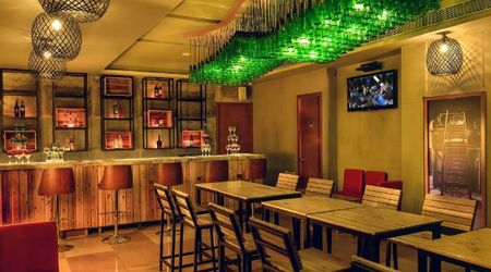 Raya Bar And Lounge By Pipal Tree New town