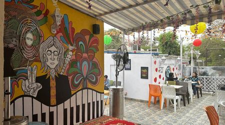 Cosy cafe Safdarjung Enclave