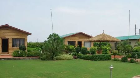 Green Beauty Farm Noida Expressway