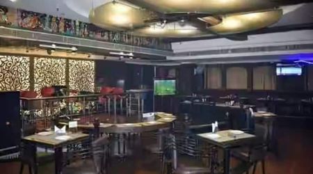 4 on 44 Restaurant & Bar Pitampura