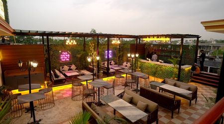 Pllatos Air Bar Vasant Kunj