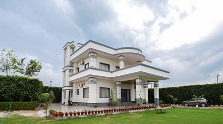 Farmhouse 2121 Chattarpur