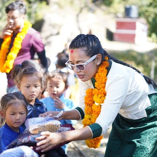धादिङ | जाडोमा न्यानो कपडा वितरण कार्यक्रम – २०८२ - photo 36