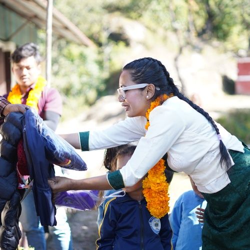 धादिङ | जाडोमा न्यानो कपडा वितरण कार्यक्रम – २०८२ - photo 33