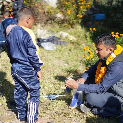 धादिङ | जाडोमा न्यानो कपडा वितरण कार्यक्रम – २०८२ - photo 186