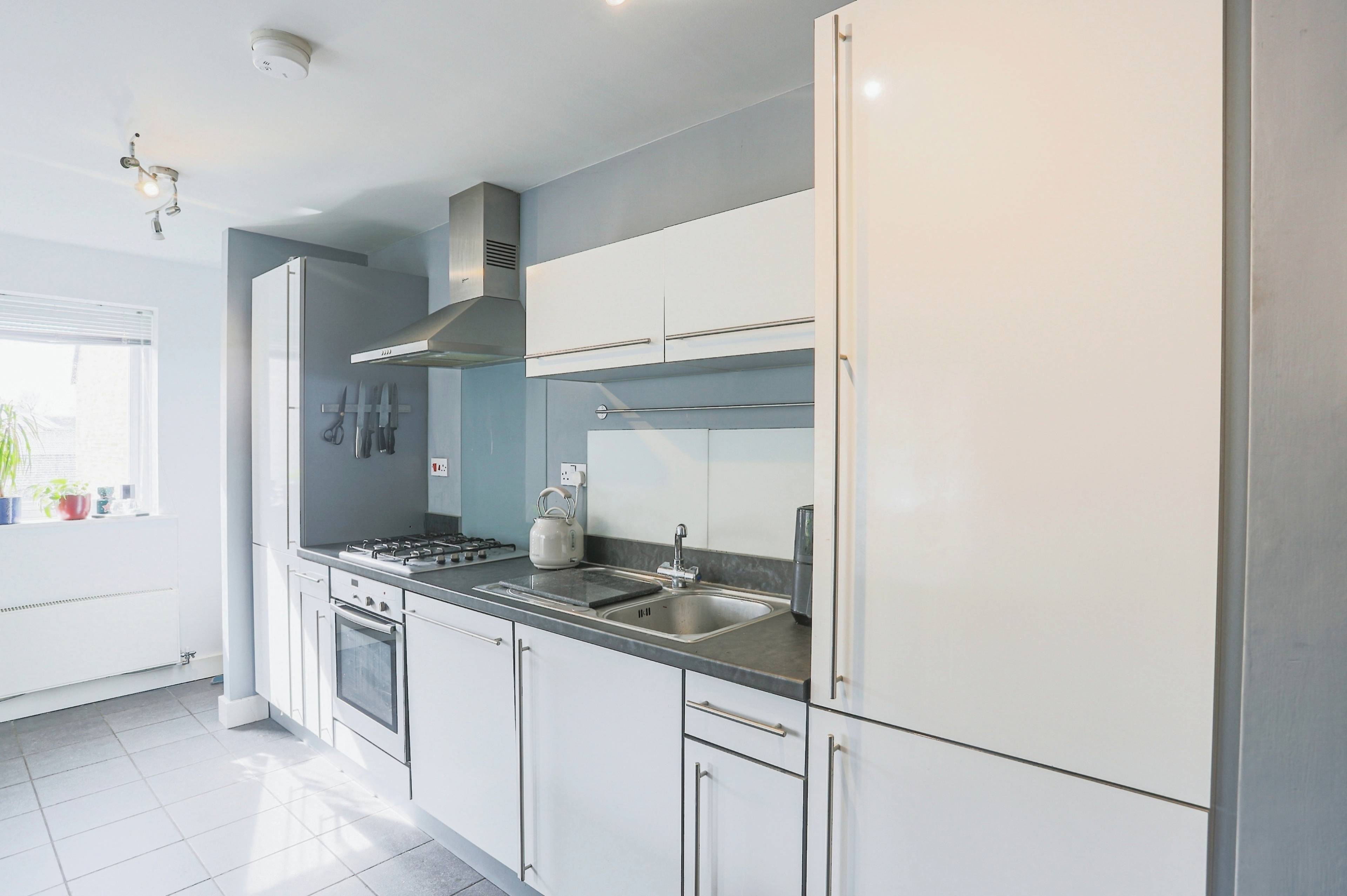 Lounge / Kitchen