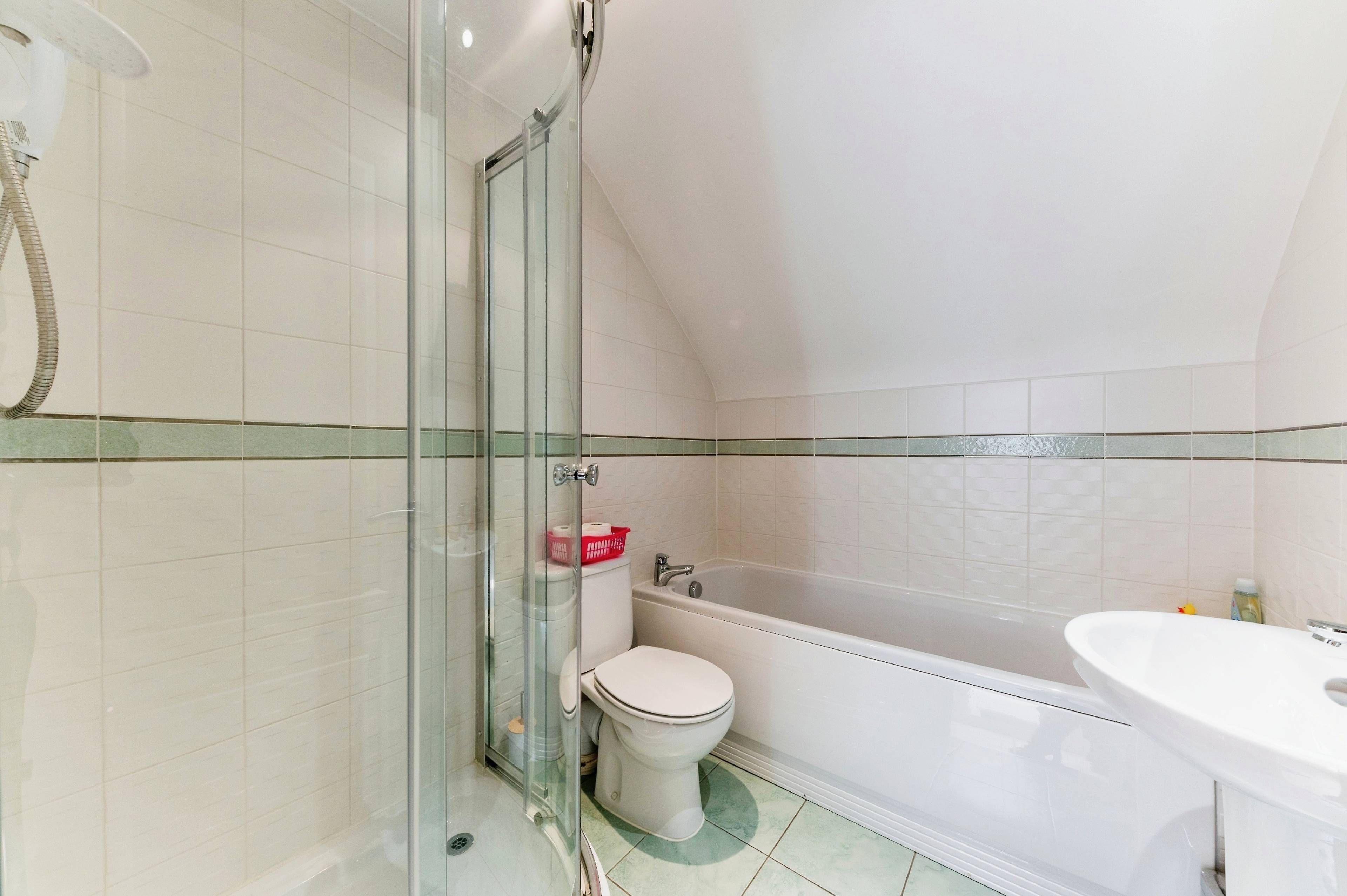Annex En-Suite