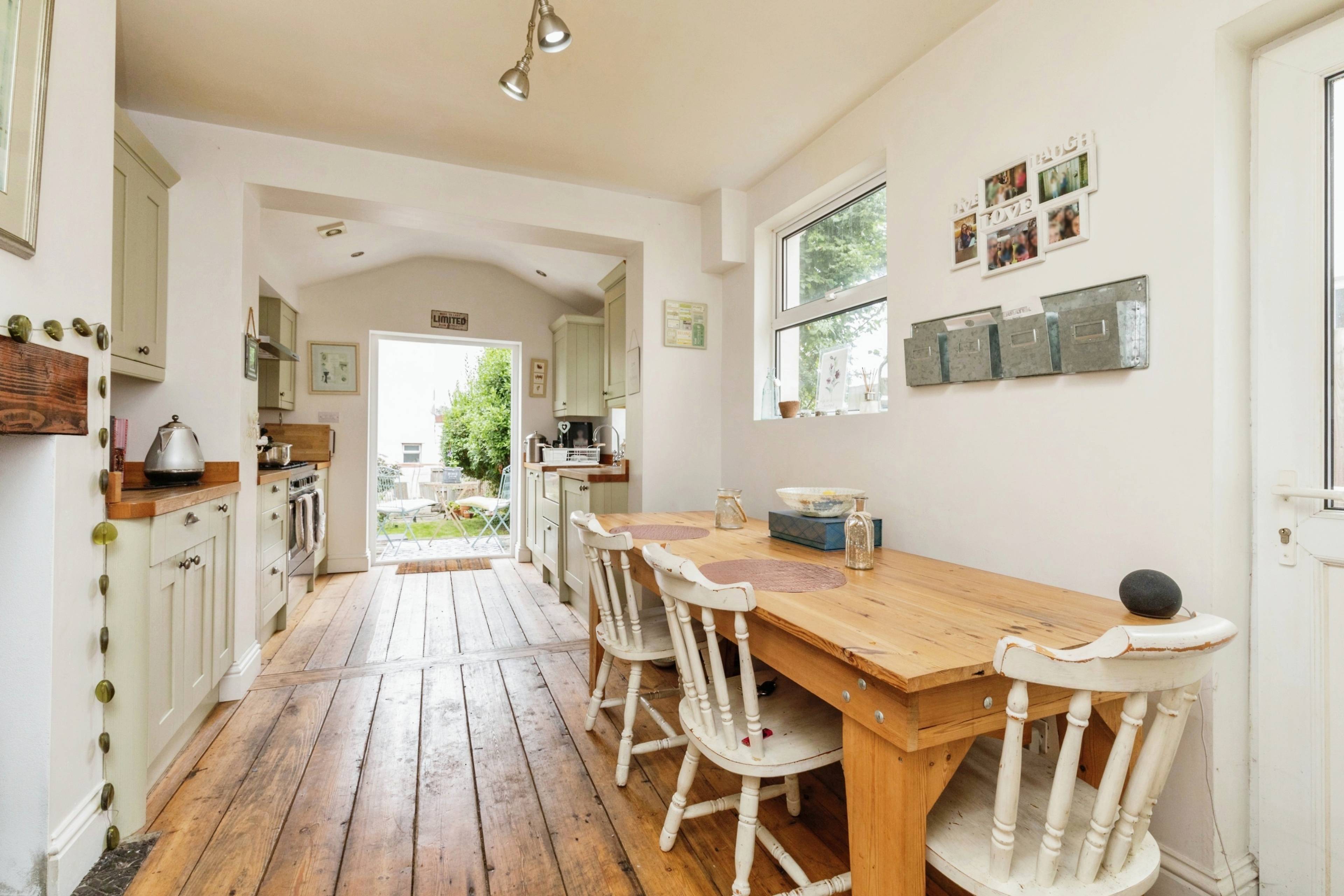 Kitchen/Dining Room