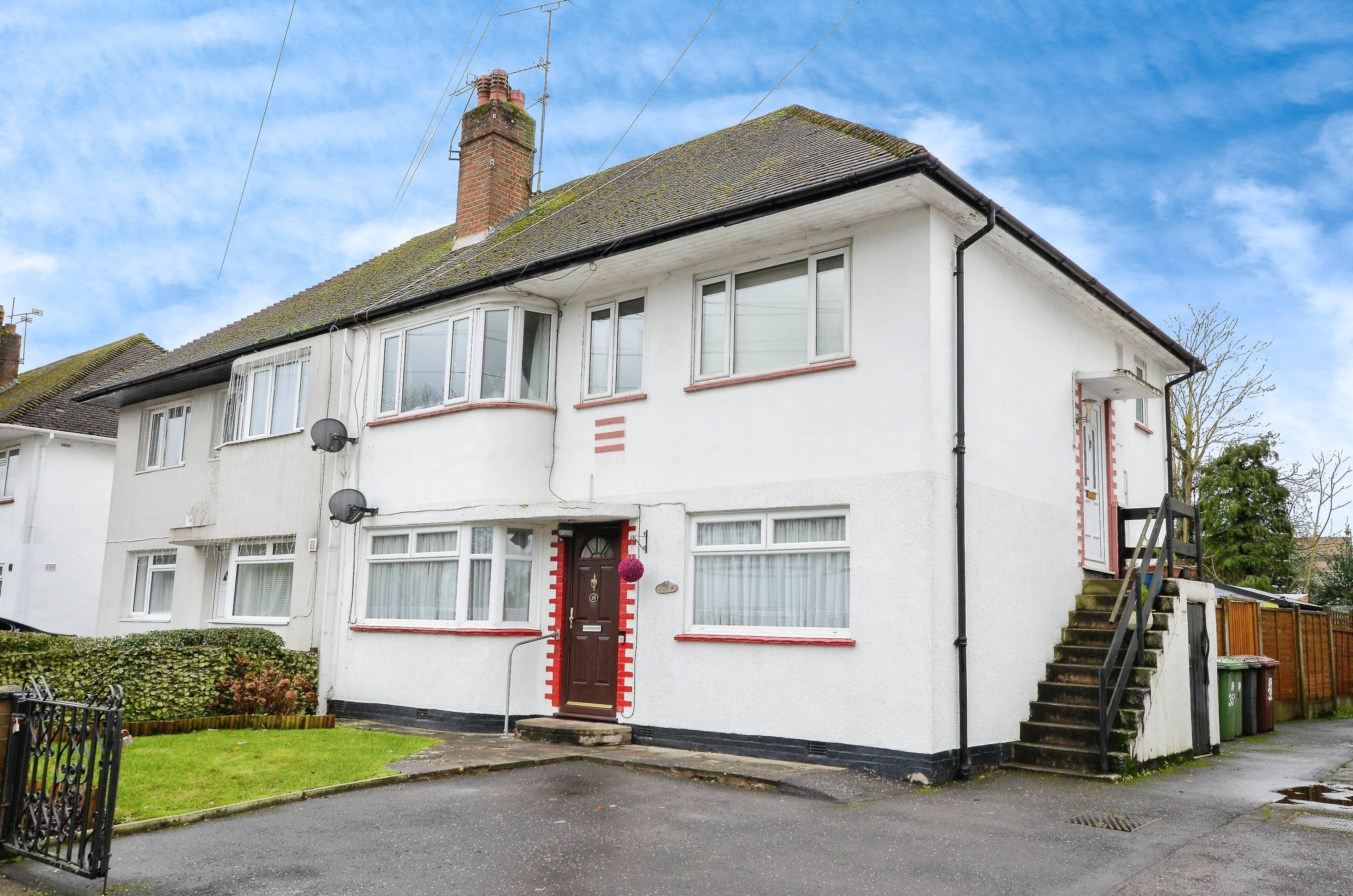 Eldon Avenue, Borehamwood