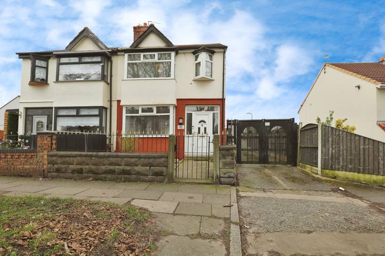 3 bedroom semi-detached house