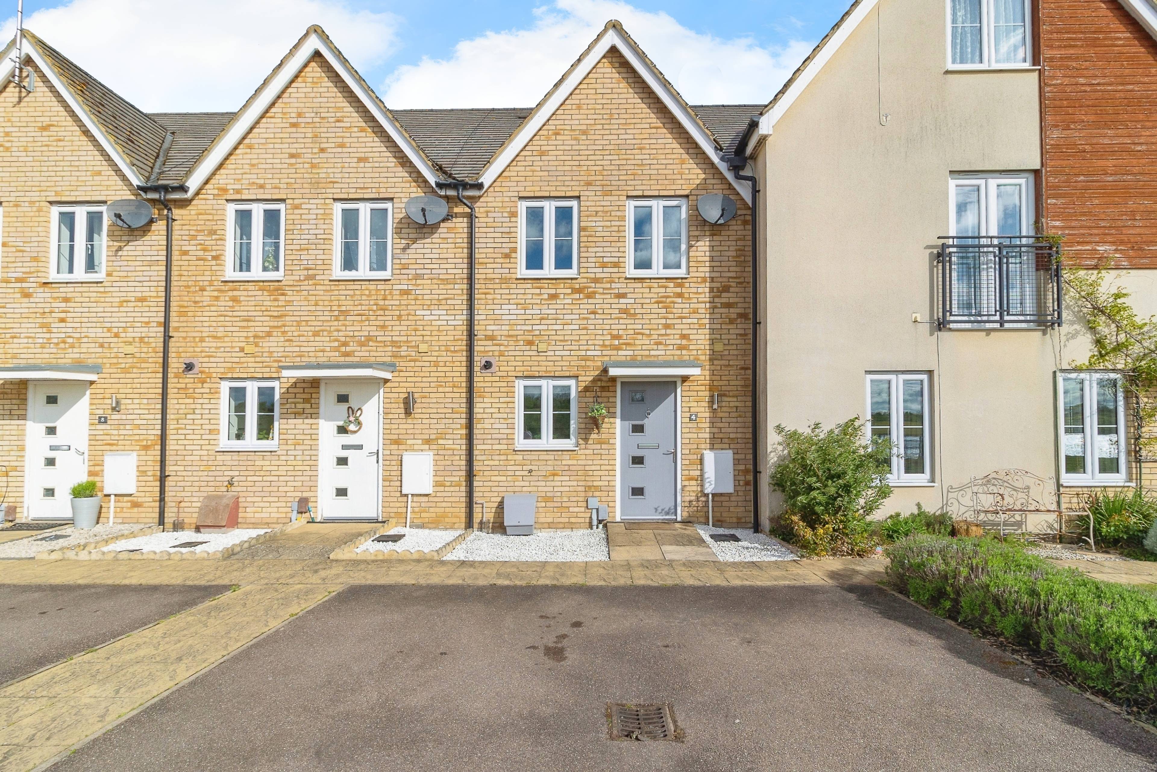 Warbler Road, Leighton Buzzard